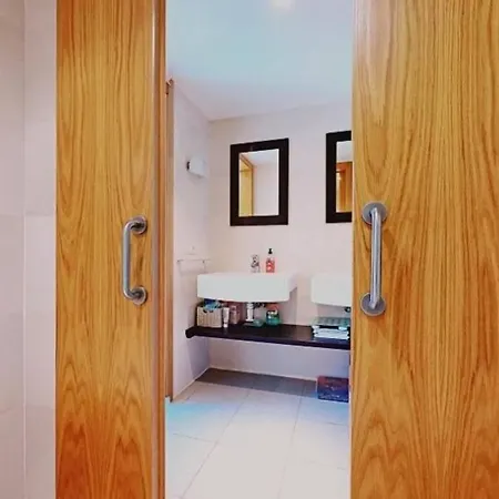 Precioso En Macenas Apartamento *